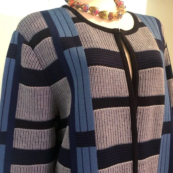 The sweater that is unstoppable! Bold, elegant and beautiful wearing ST JOHN! - Picture 1 of 10